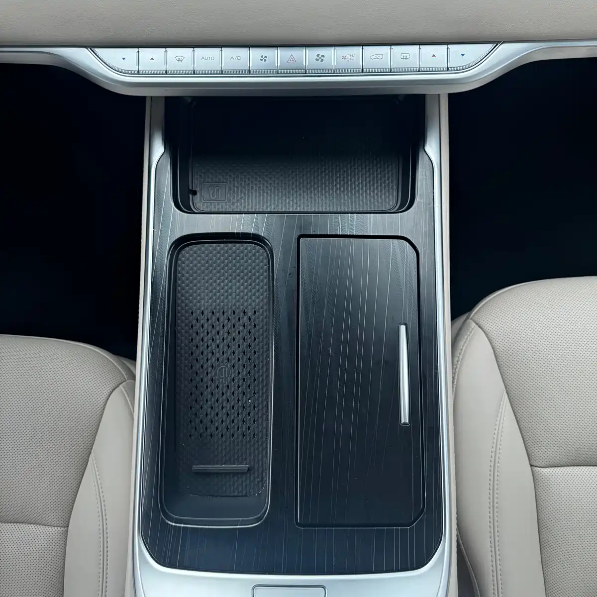 WEY Alpine 2023 AWD Flagship — фото 36