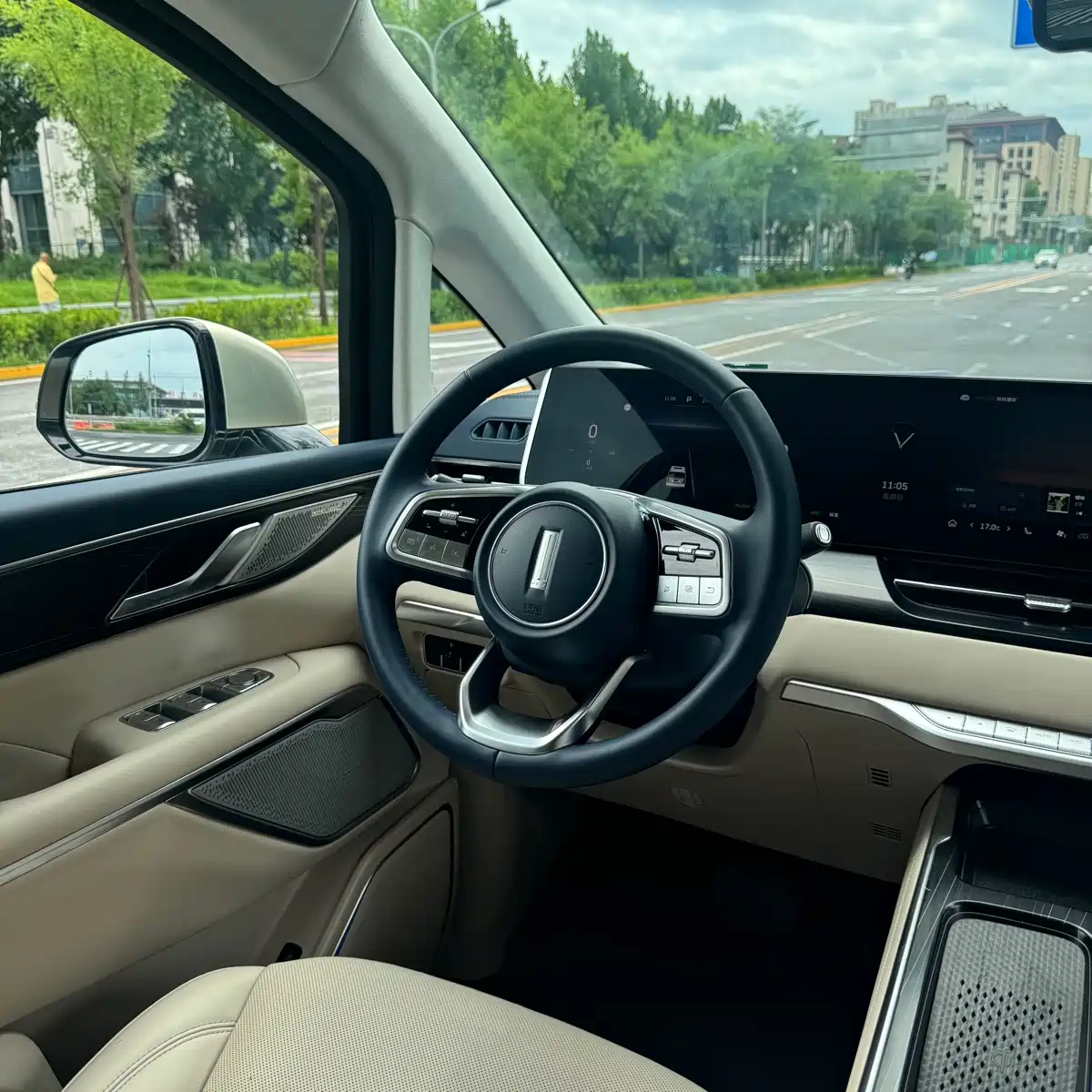 WEY Alpine 2023 AWD Flagship — фото 37