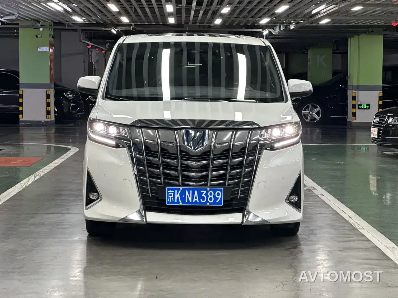 Toyota Alphard 2020 Hybrid 2.5L Premium Edition — фото 1