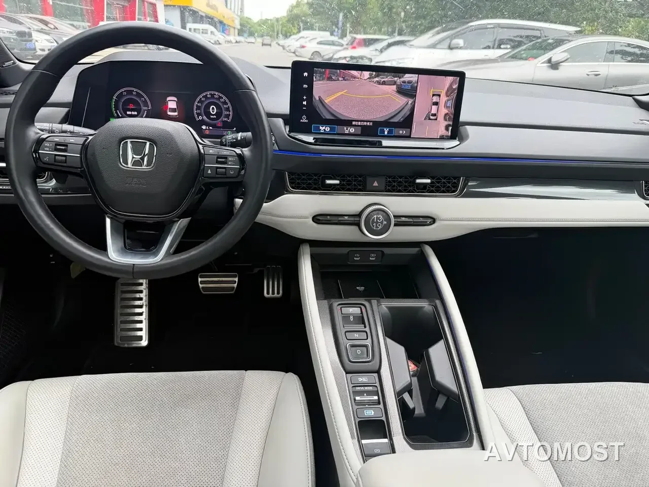 Honda Inspire Hybrid 2023 e:PHEV Smart Shine Edition — фото 5