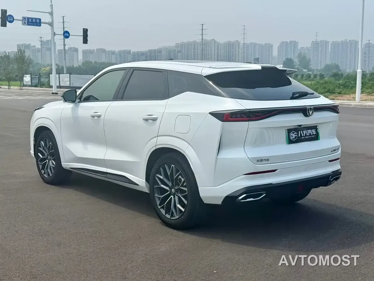 Changan UNI-Z New Energy 2024 Blue Whale iDD 125km Surpassing Edition — фото 6