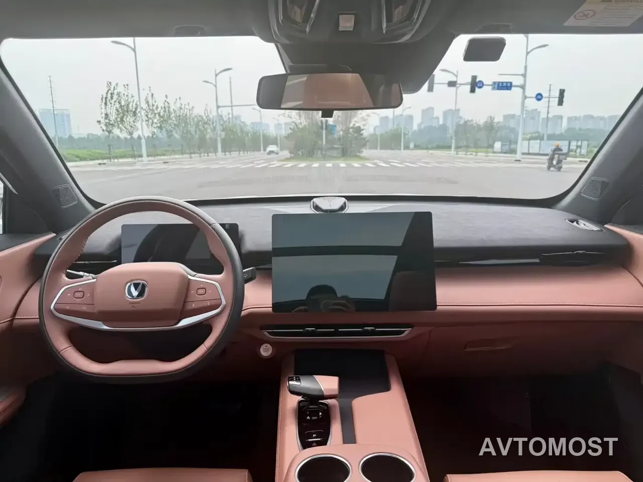 Changan UNI-Z New Energy 2024 Blue Whale iDD 125km Surpassing Edition — фото 14
