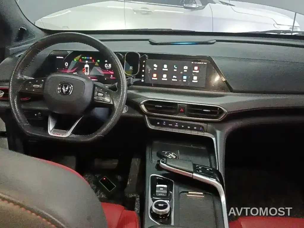 Changan UNI-T 2020 1.5T Premium — фото 7