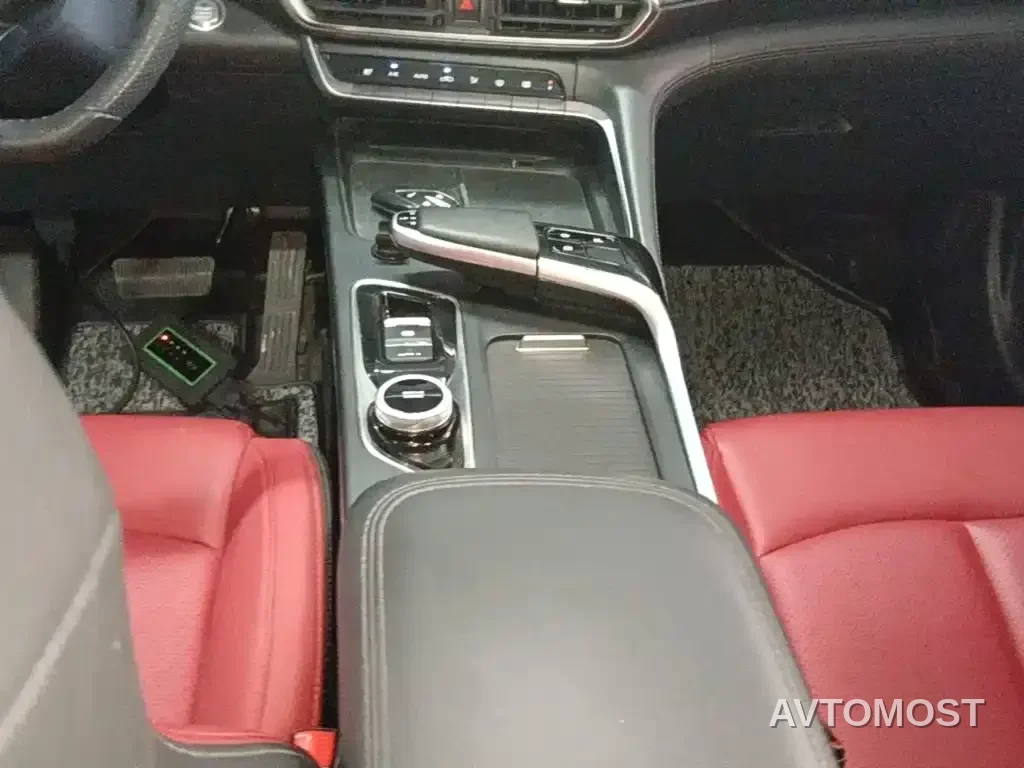 Changan UNI-T 2020 1.5T Premium — фото 11