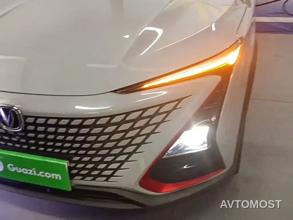 Changan UNI-T 2020 1.5T Premium — фото 18