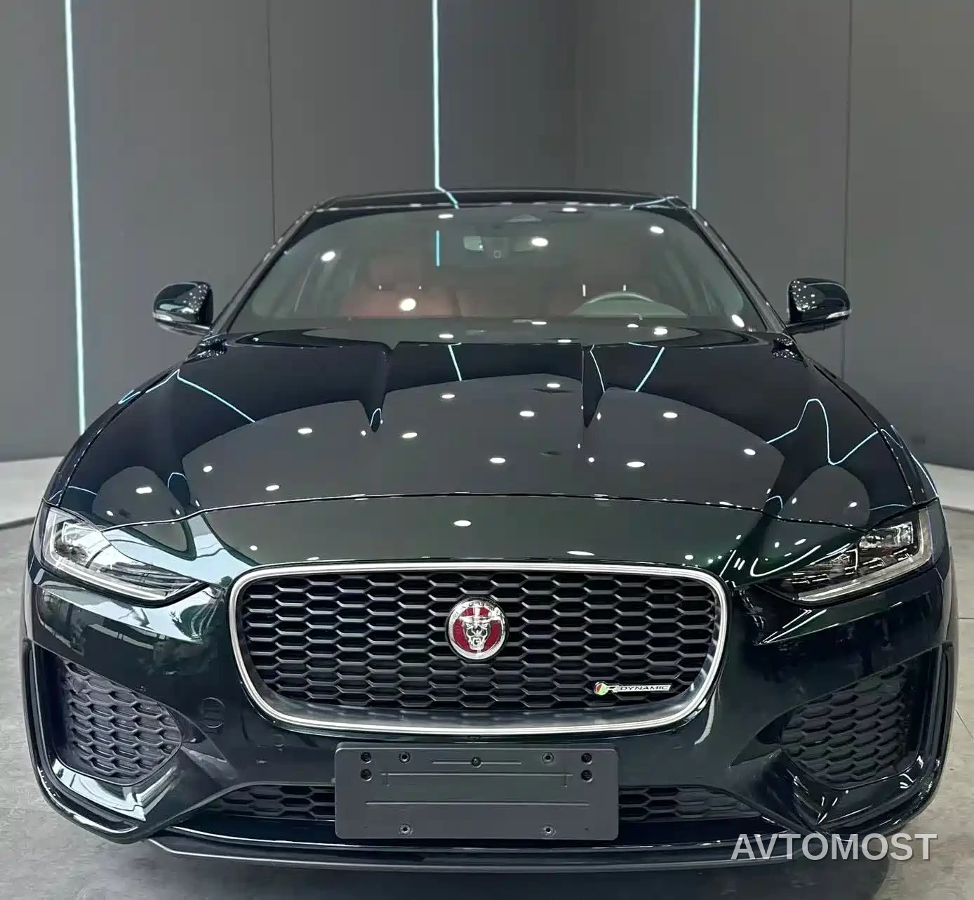 Jaguar XEL 2023 2.0T 250PS R-DYNAMIC S Progressive Sport — фото 2