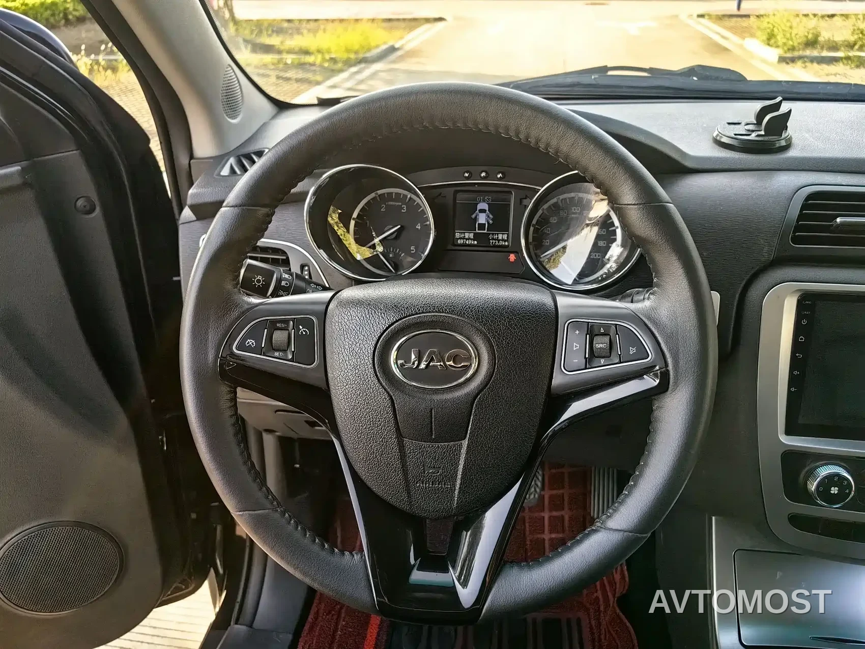 JAC T6 2023 2.0T Diesel 2WD Engineering Luxury Long Wheelbase — фото 11