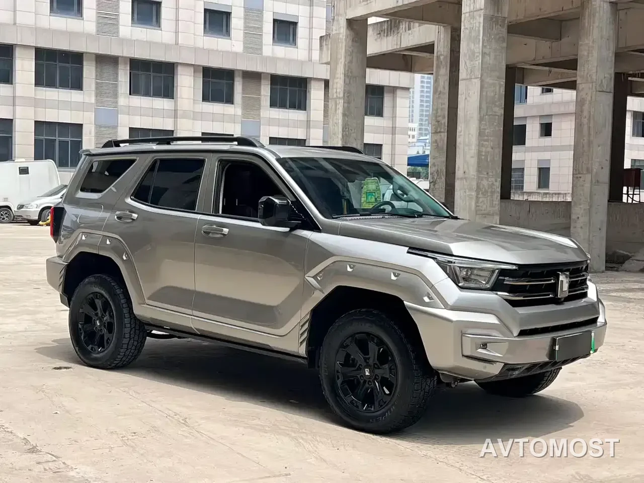 Tank 400 New Energy 2023 Hi4-T Super Edition — фото 2