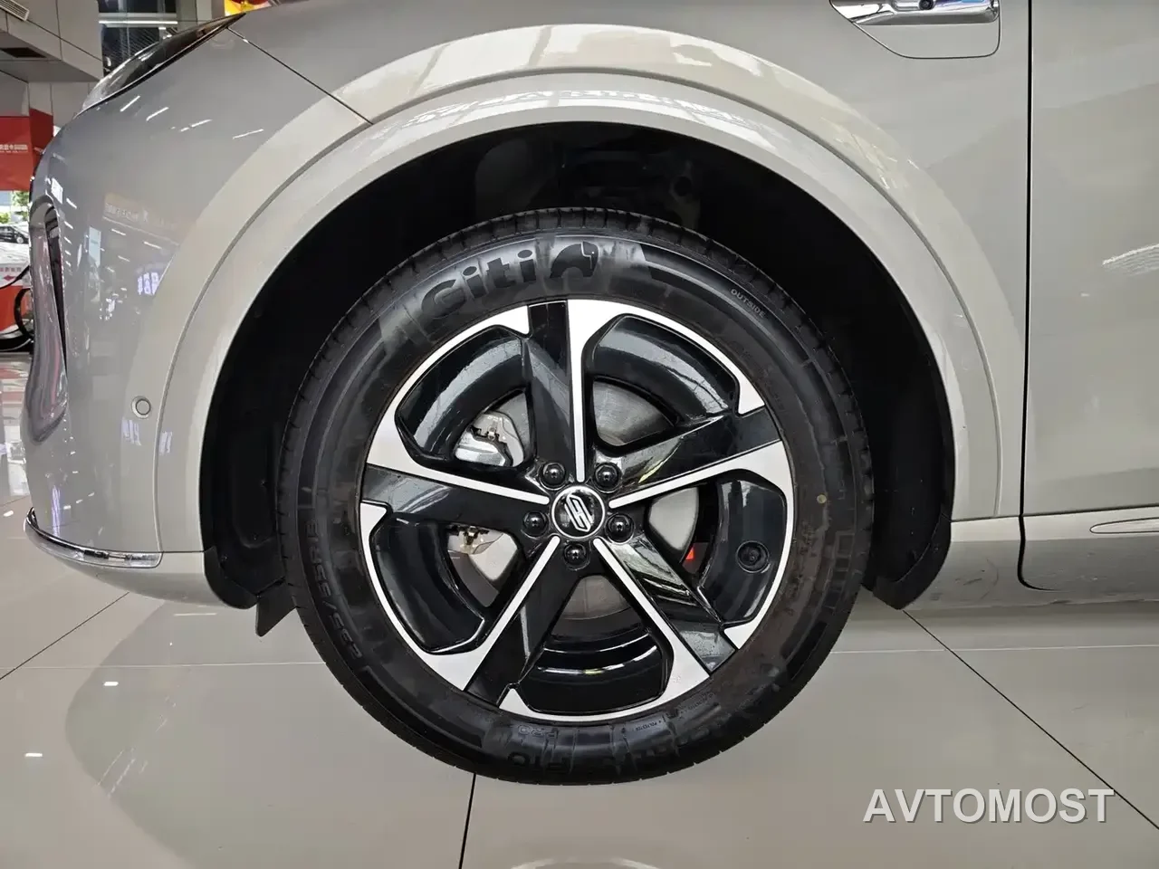 Shangjie SUV 2025 Model Extended Range Pro — фото 16