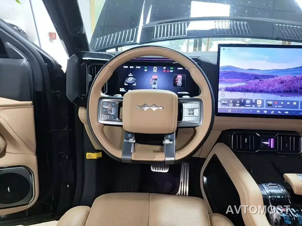 Fang Cheng Bao Leopard 8 2025 Zhiyong Flagship 7-Seater — фото 7
