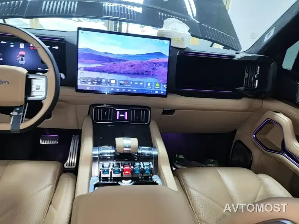 Fang Cheng Bao Leopard 8 2025 Zhiyong Flagship 7-Seater — фото 8