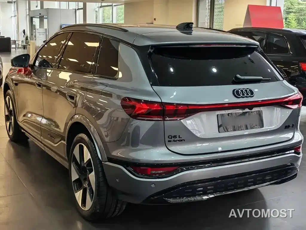 Audi Q6L e-tron 2025 Model Pioneer Edition — фото 5