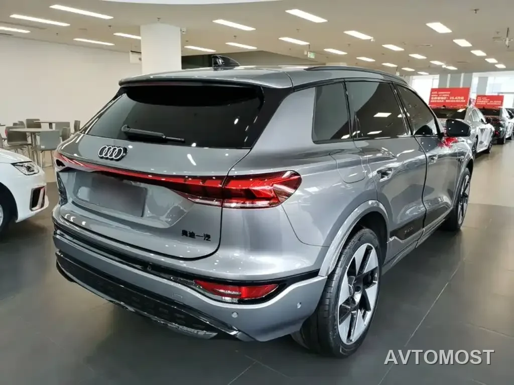 Audi Q6L e-tron 2025 Model Pioneer Edition — фото 7