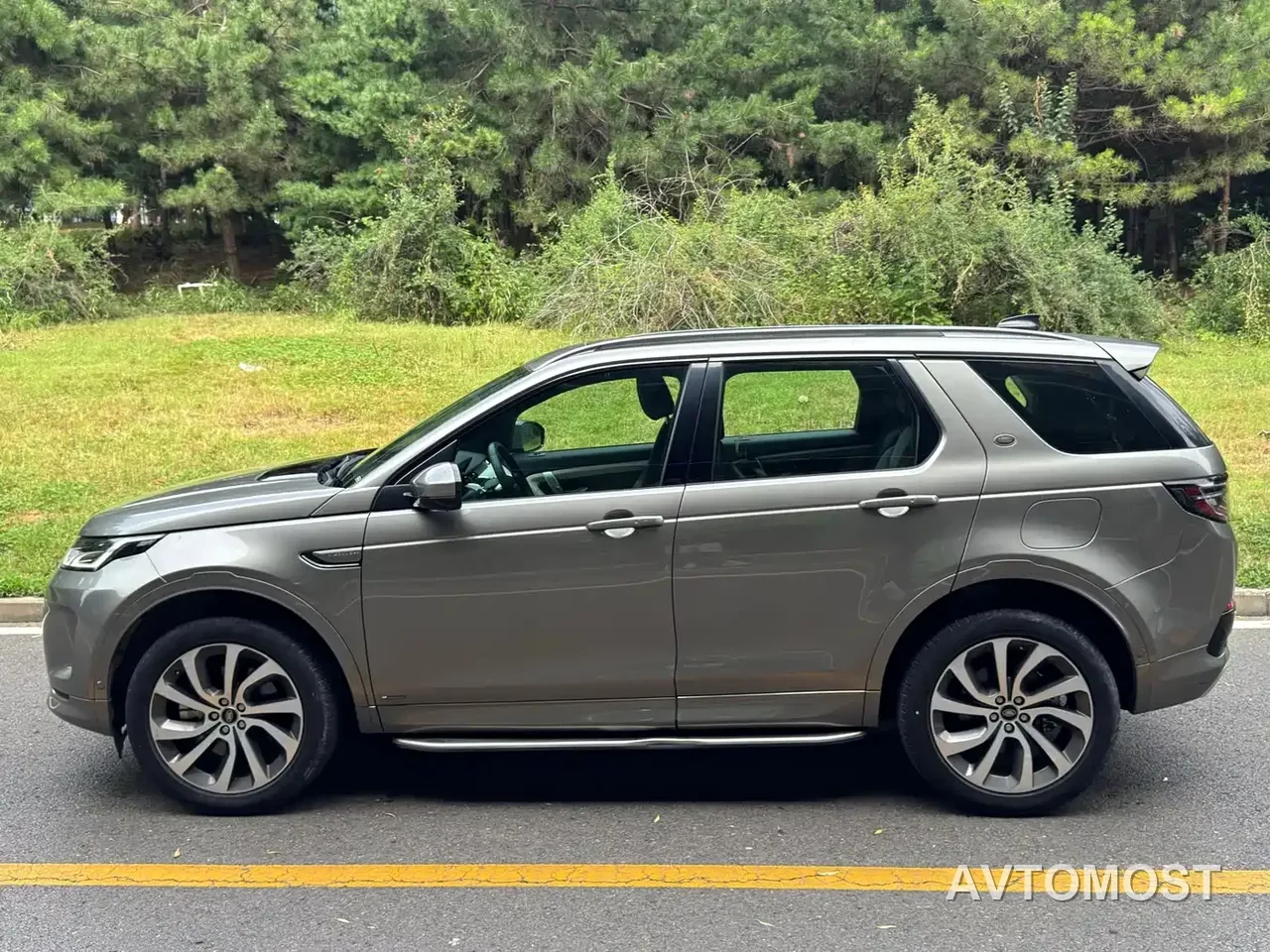 Land Rover Discovery Sport PHEV 2021 P300e Performance Tech Edition — фото 2