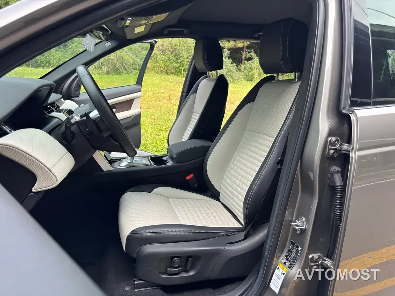 Land Rover Discovery Sport PHEV 2021 P300e Performance Tech Edition — фото 12