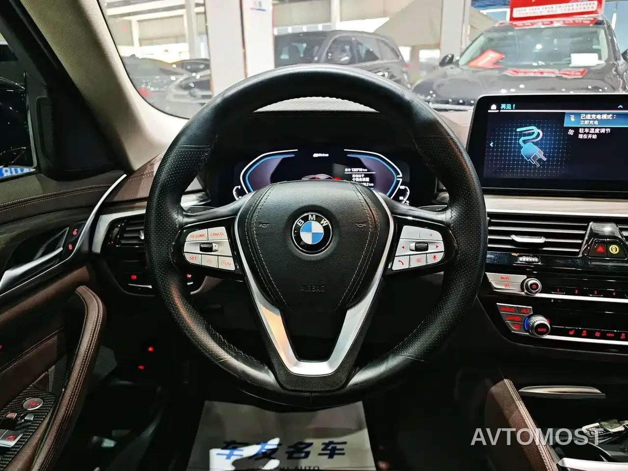 BMW 5 Series New Energy 2021 Facelift 535Le Luxury Package — фото 9