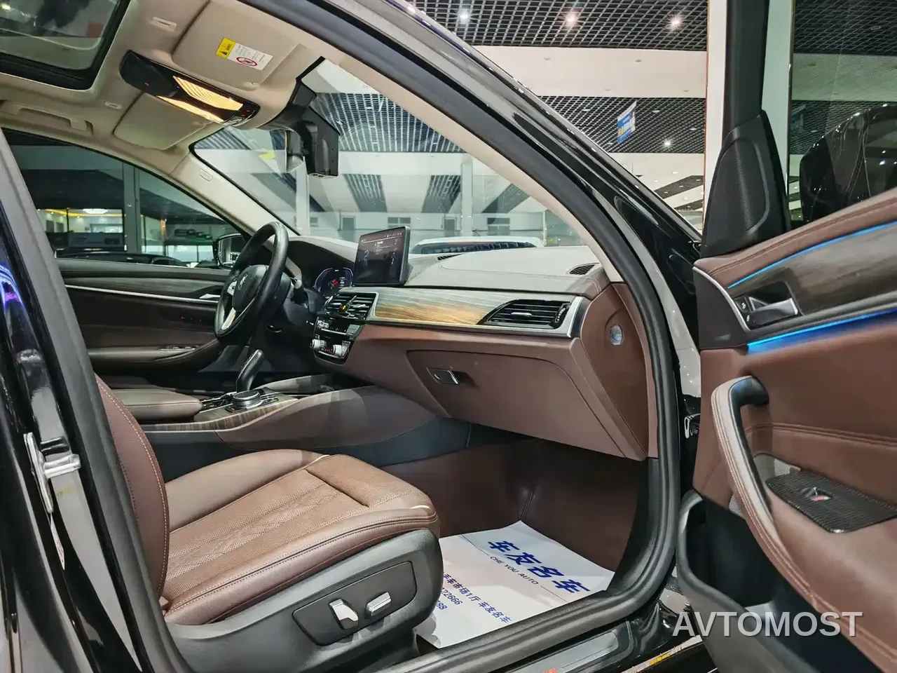 BMW 5 Series New Energy 2021 Facelift 535Le Luxury Package — фото 10