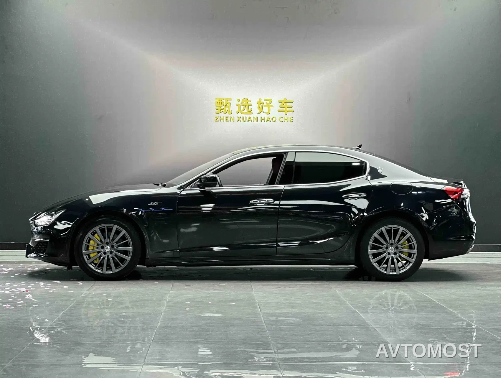 Maserati Ghibli 2022 2.0T GT Edge Edition — фото 3
