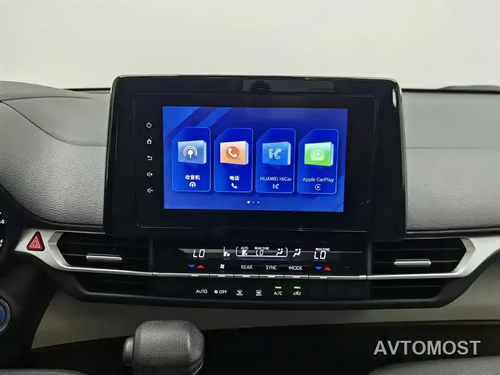 Toyota Sienna 2023 2.5L Hybrid Comfort Edition — фото 9