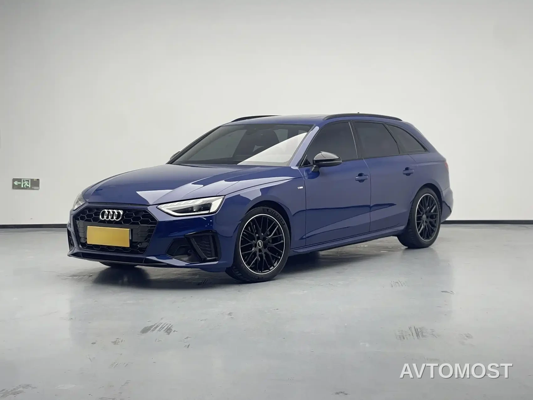 Audi A4 (Import) 2022 Avant 40 TFSI Luxury Dynamic