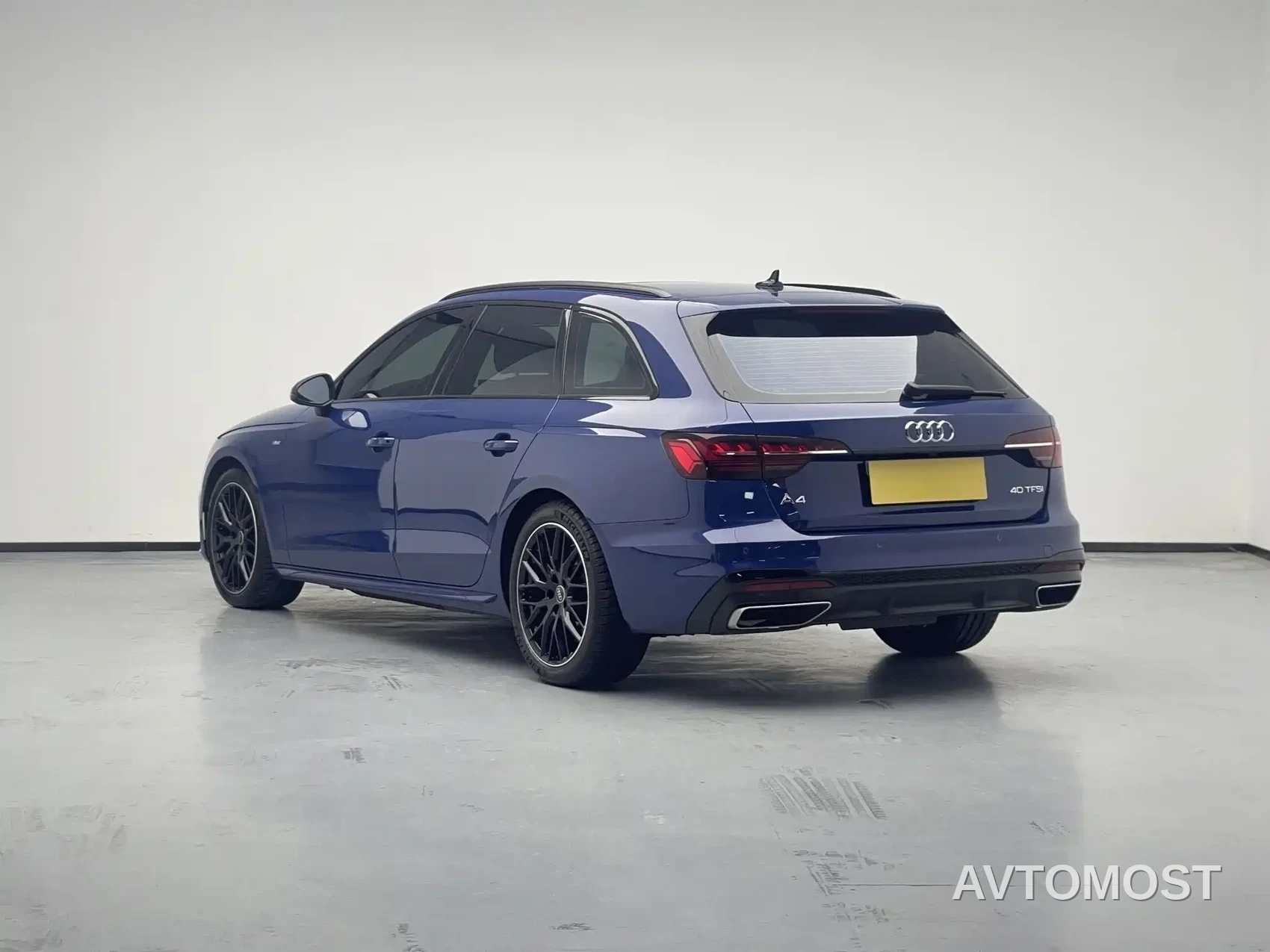 Audi A4 (Import) 2022 Avant 40 TFSI Luxury Dynamic — фото 5