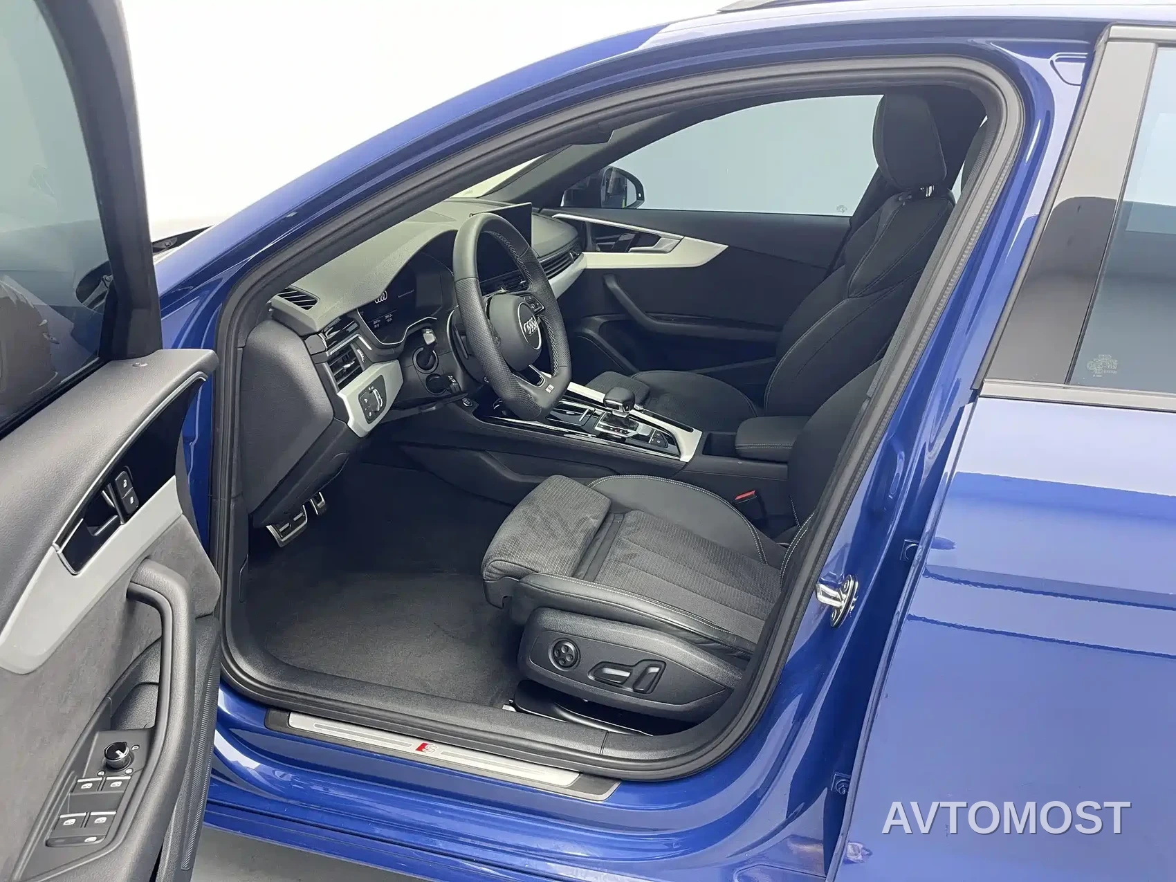 Audi A4 (Import) 2022 Avant 40 TFSI Luxury Dynamic — фото 14