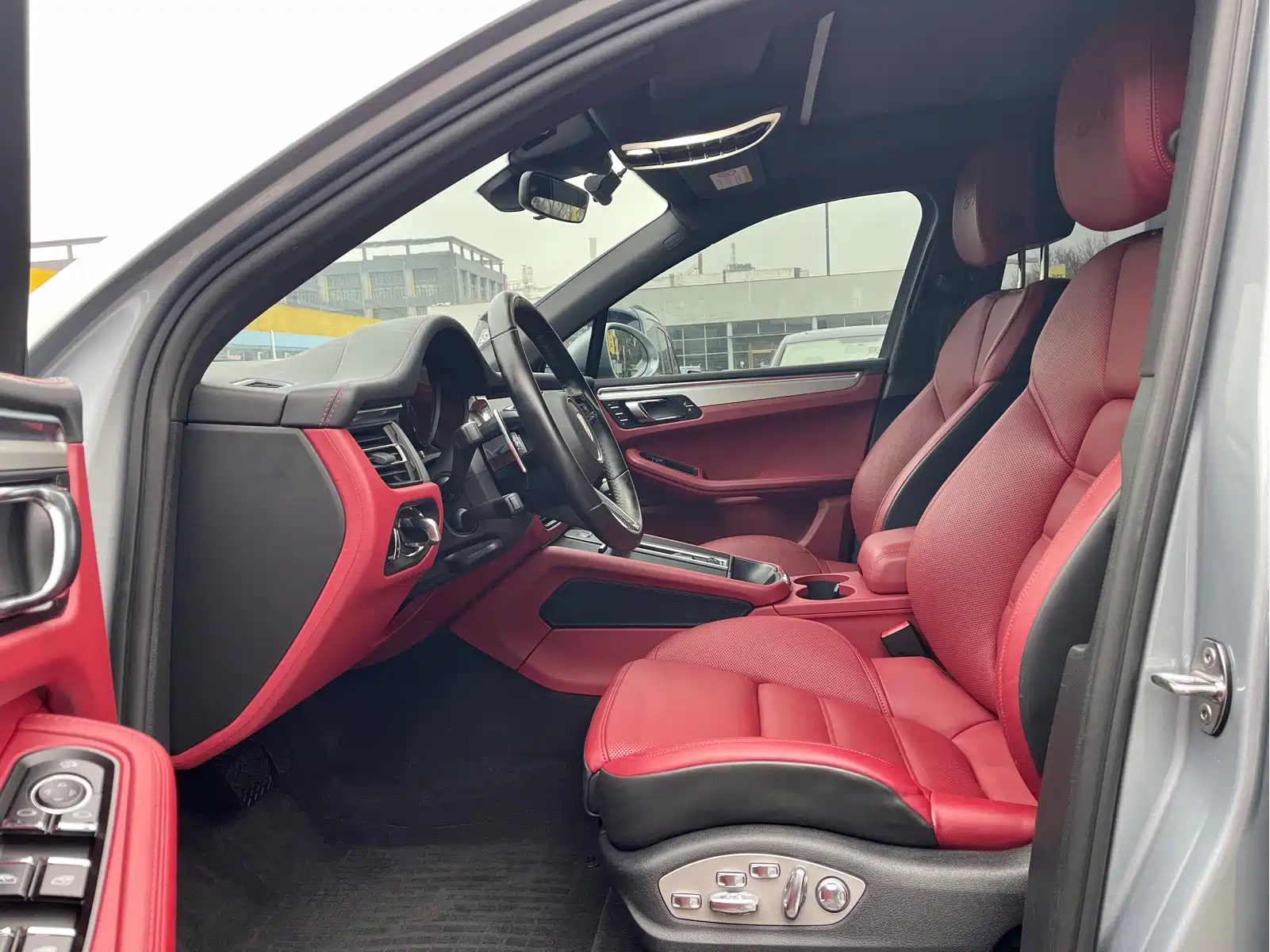 Porsche Macan 2022 Macan GTS 2.9T — фото 5