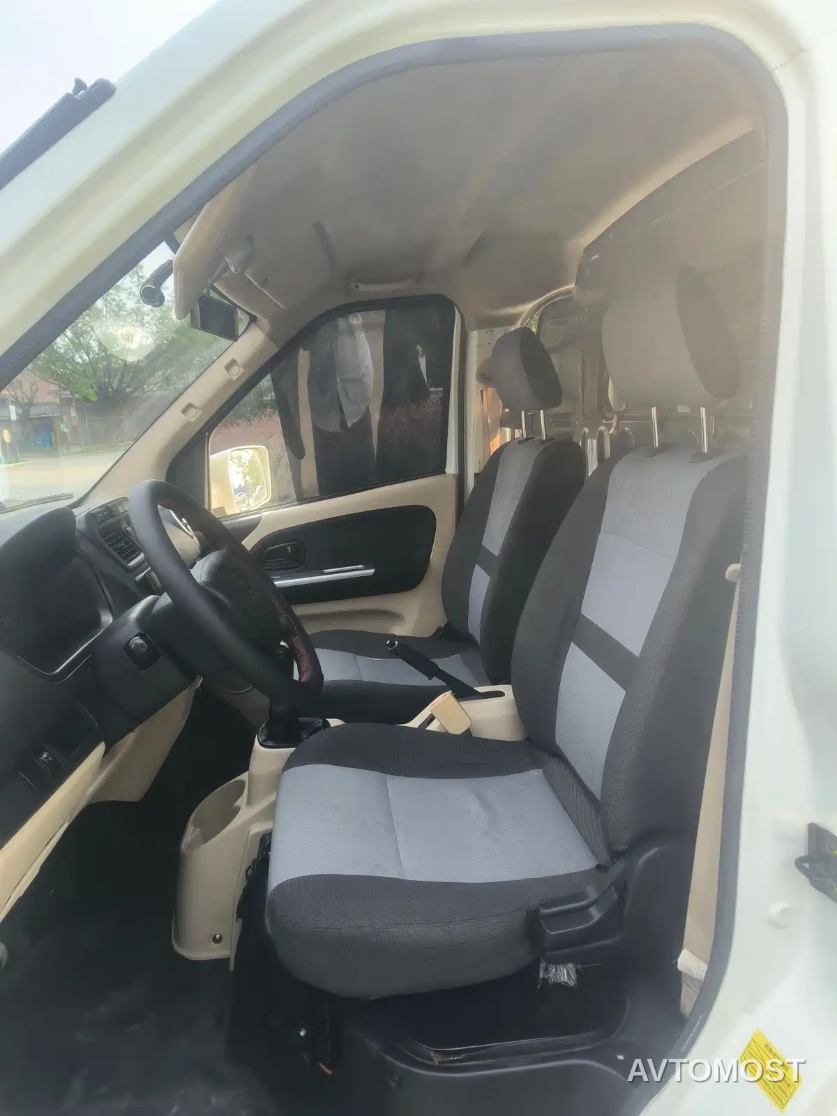 Changan Ruixing EM80 2024 Split-door Standard 2 Seats 41.86kWh — фото 20