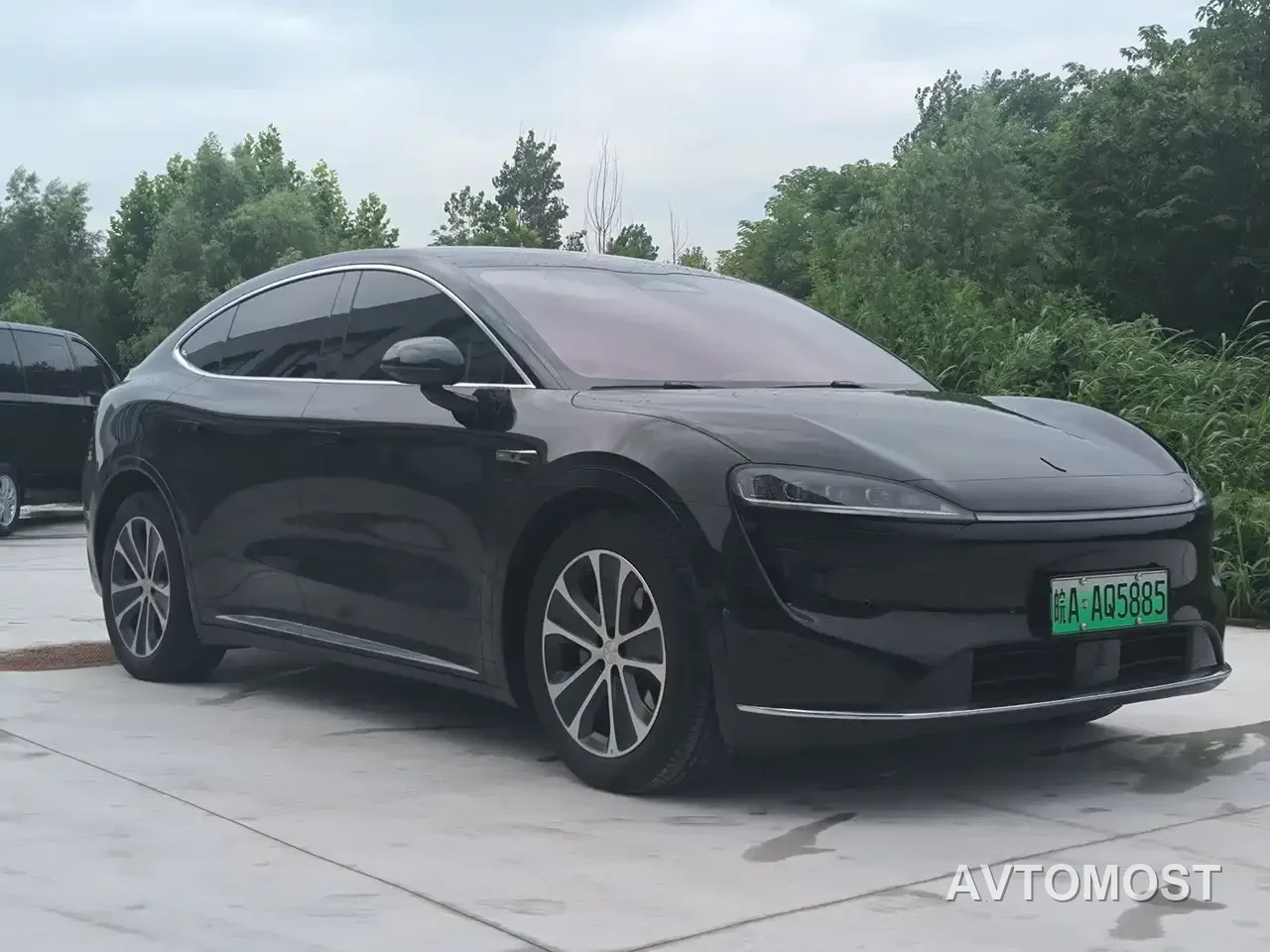 Zhijie Luxeed R7 2024 Pure Electric 667km Pro — фото 3