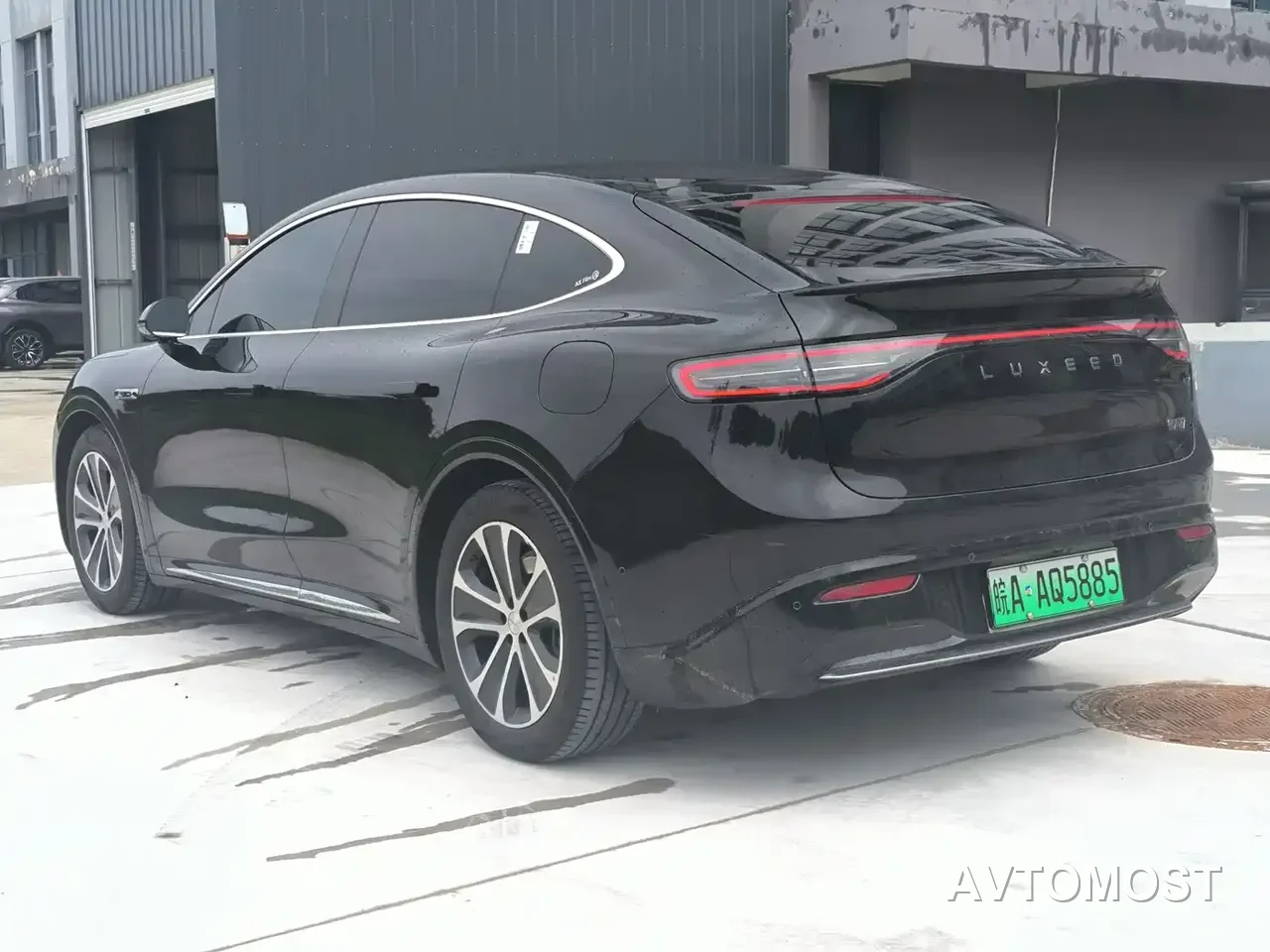 Zhijie Luxeed R7 2024 Pure Electric 667km Pro — фото 8