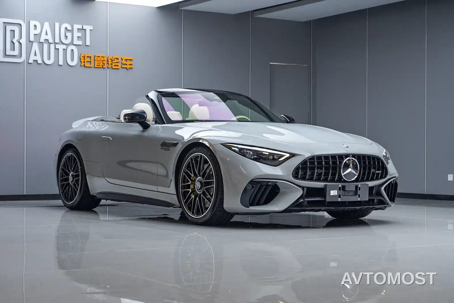 Mercedes-Benz SL-Class AMG 2024 AMG SL 63 4MATIC+ — фото 3