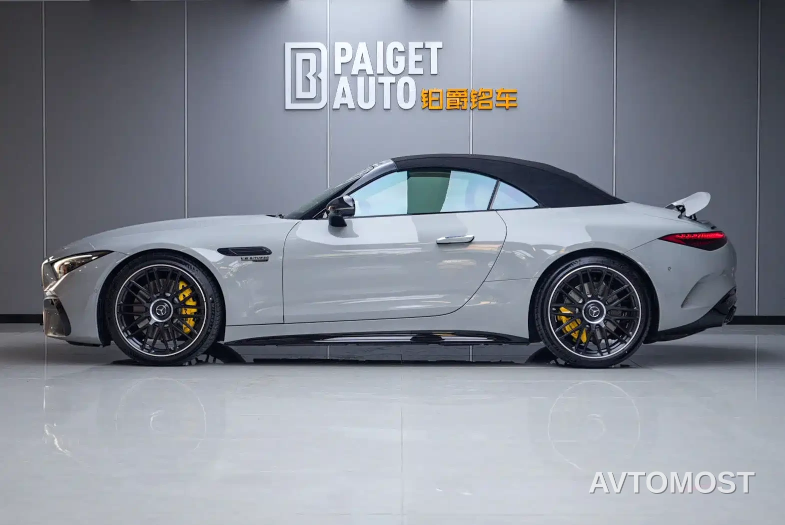 Mercedes-Benz SL-Class AMG 2024 AMG SL 63 4MATIC+ — фото 8