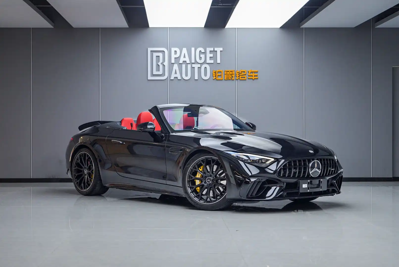 Mercedes-Benz SL-Class AMG 2024 AMG SL 63 4MATIC+ — фото 2