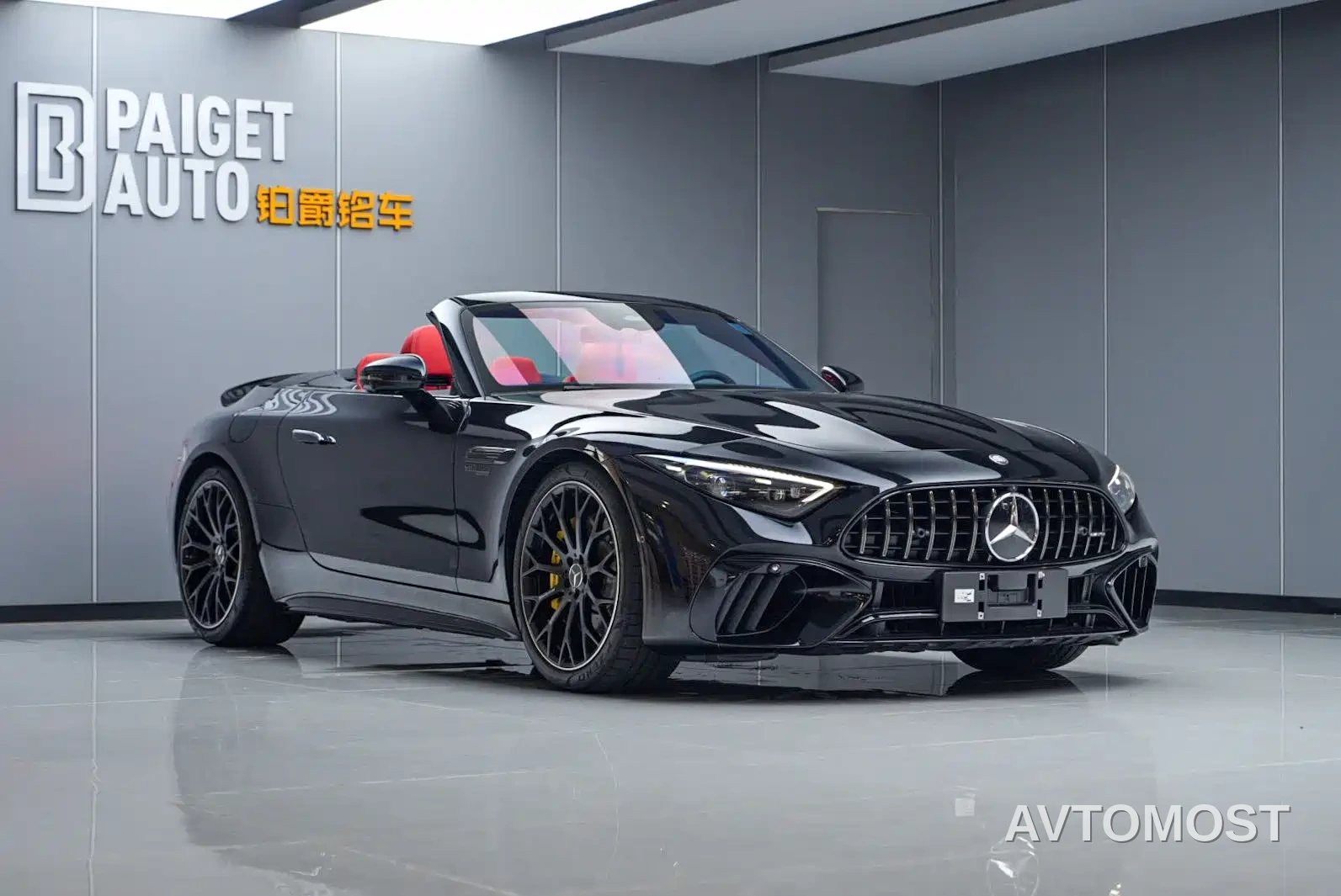 Mercedes-Benz SL-Class AMG 2024 AMG SL 63 4MATIC+ — фото 3