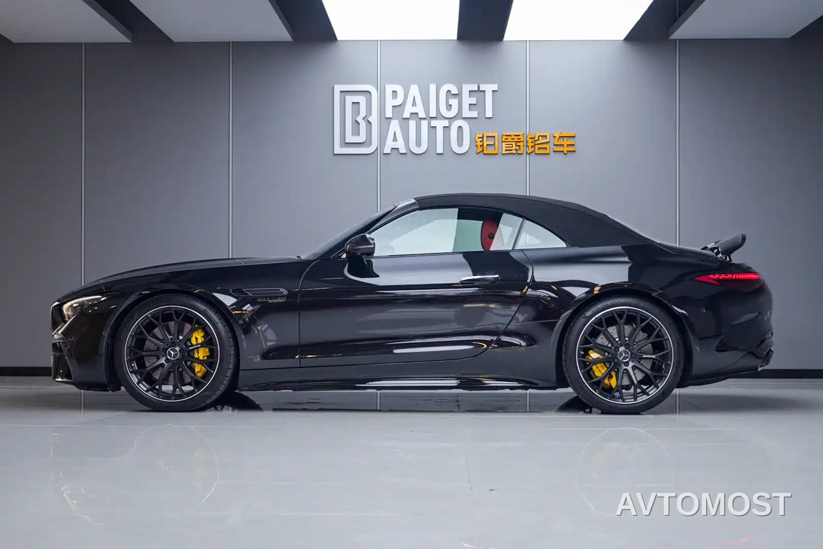 Mercedes-Benz SL-Class AMG 2024 AMG SL 63 4MATIC+ — фото 4