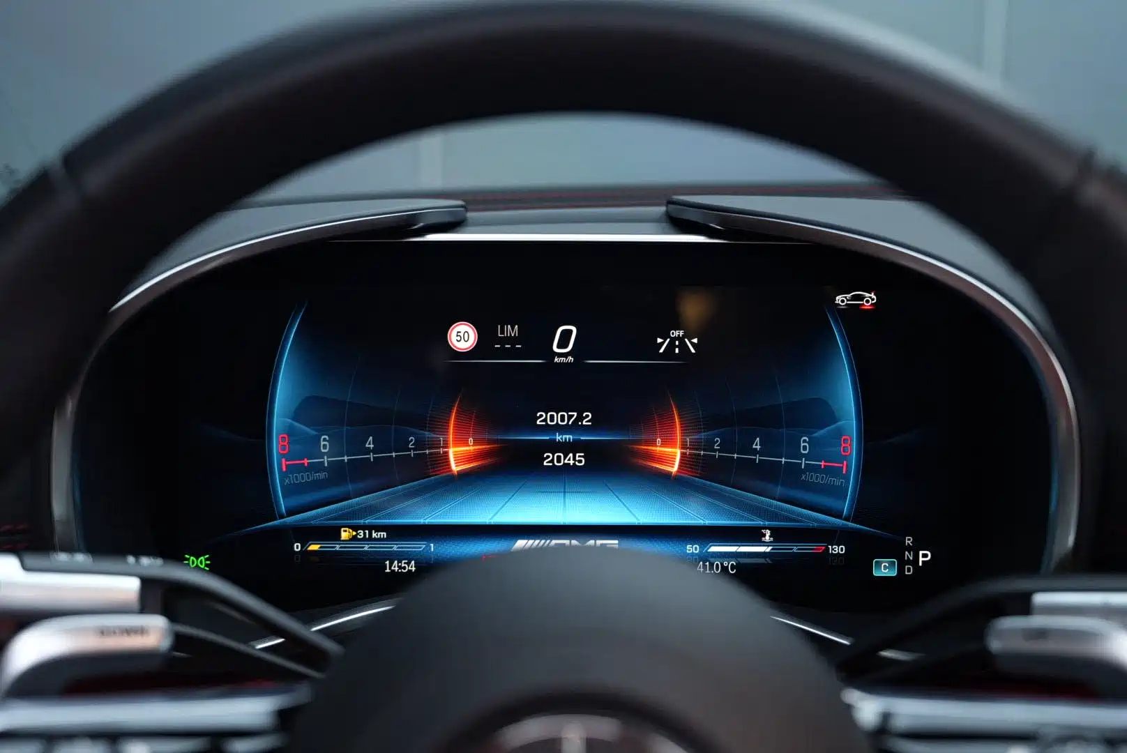 Mercedes-Benz SL-Class AMG 2024 AMG SL 63 4MATIC+ — фото 17