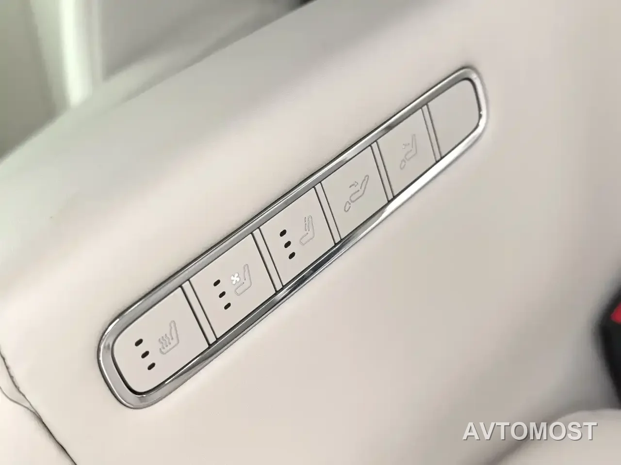 ARCFOX WenDao V9 2026 Model Base — фото 16