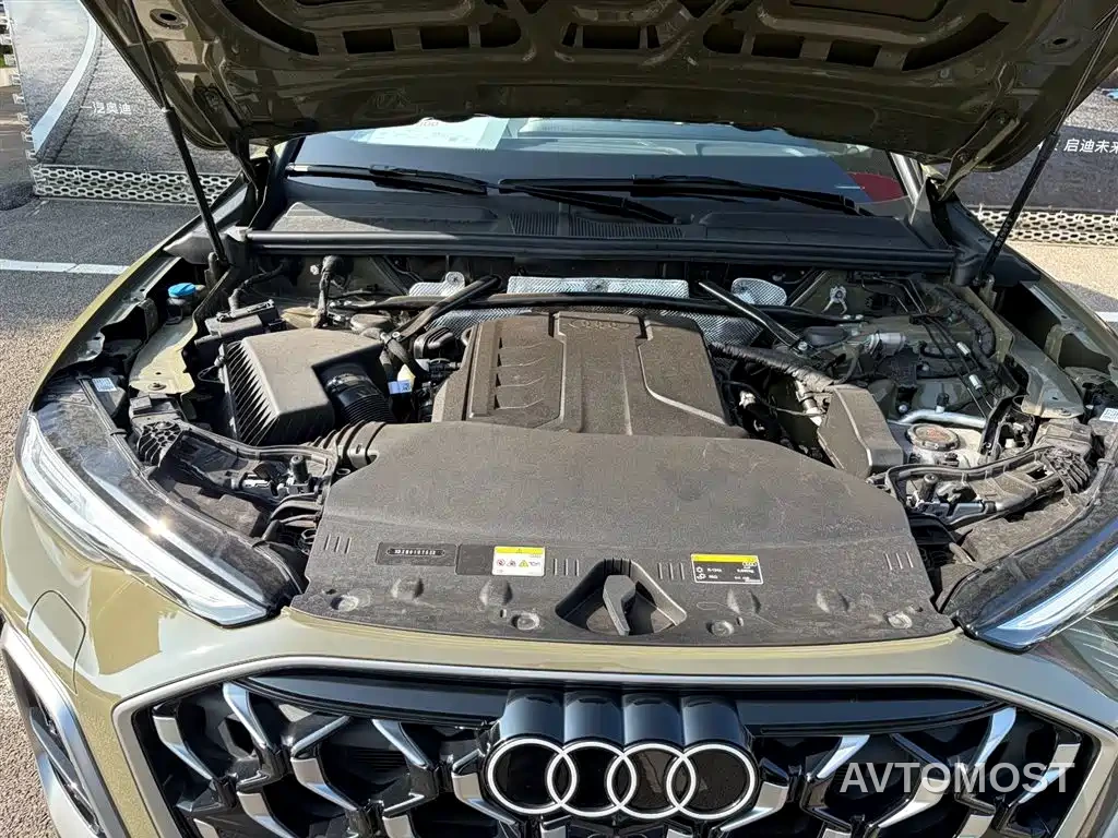 Audi Q5L 2026 Luxury Sport 150kW — фото 5