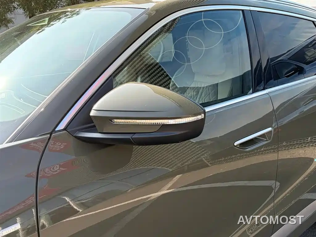 Audi Q5L 2026 Luxury Sport 150kW — фото 10