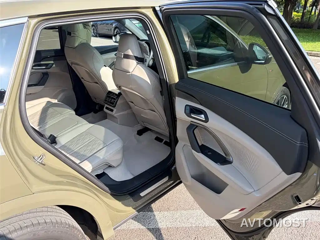 Audi Q5L 2026 Luxury Sport 150kW — фото 23