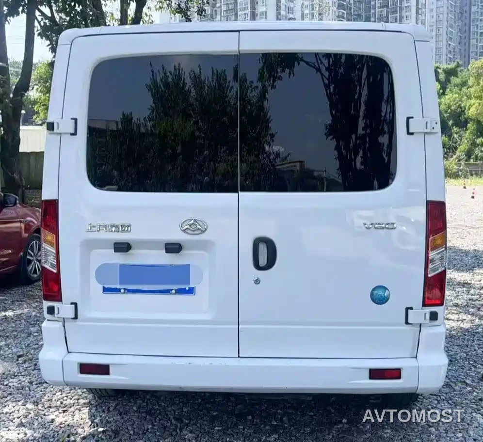 SAIC Maxus Xintu V80 2023 2.0T PLUS Manual Urban Edition Short Wheelbase Ultra-low Roof 7/8/9-seater — фото 3