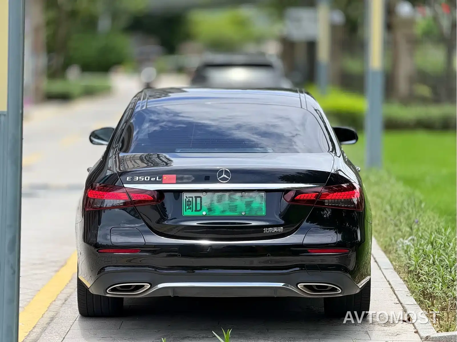 Mercedes-Benz E-Class New Energy 2022 E 350 e L Plug-in Hybrid Sports Sedan — фото 5