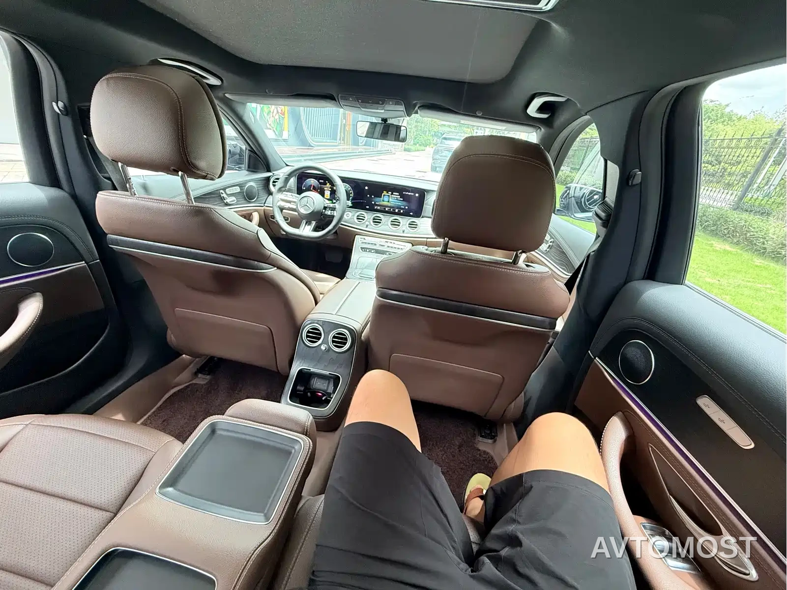 Mercedes-Benz E-Class New Energy 2022 E 350 e L Plug-in Hybrid Sports Sedan — фото 23