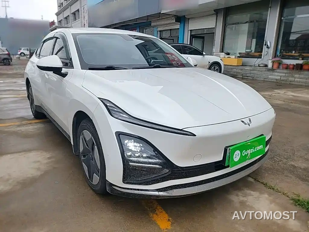 Wuling E5 2024 410km Standard Edition — фото 4