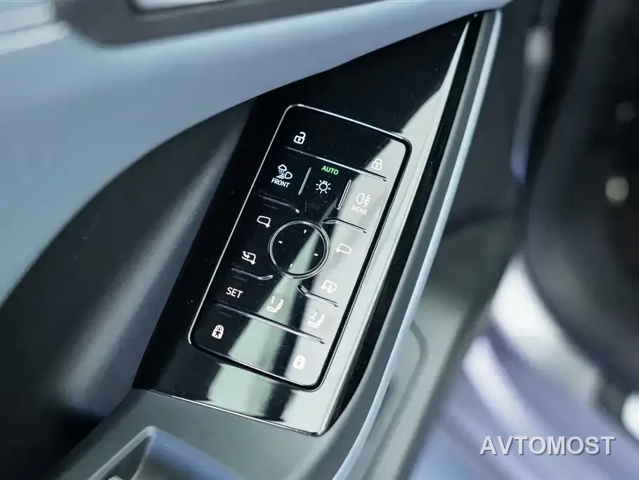 Audi Q6L e-tron 2025 Model Pioneer Edition — фото 17