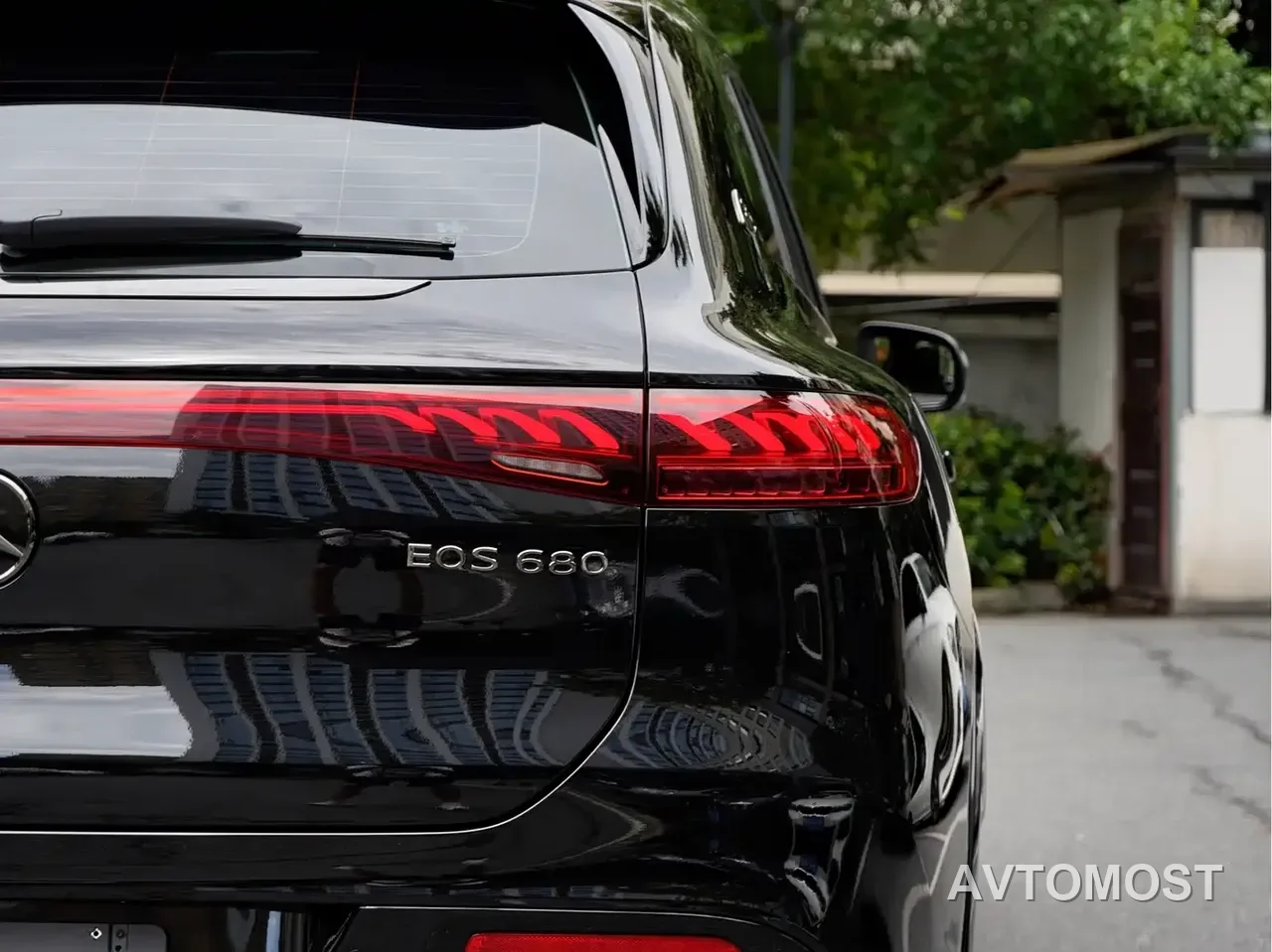Mercedes-Benz Maybach EQS SUV 2024 EQS 680 Ceremony Edition — фото 9