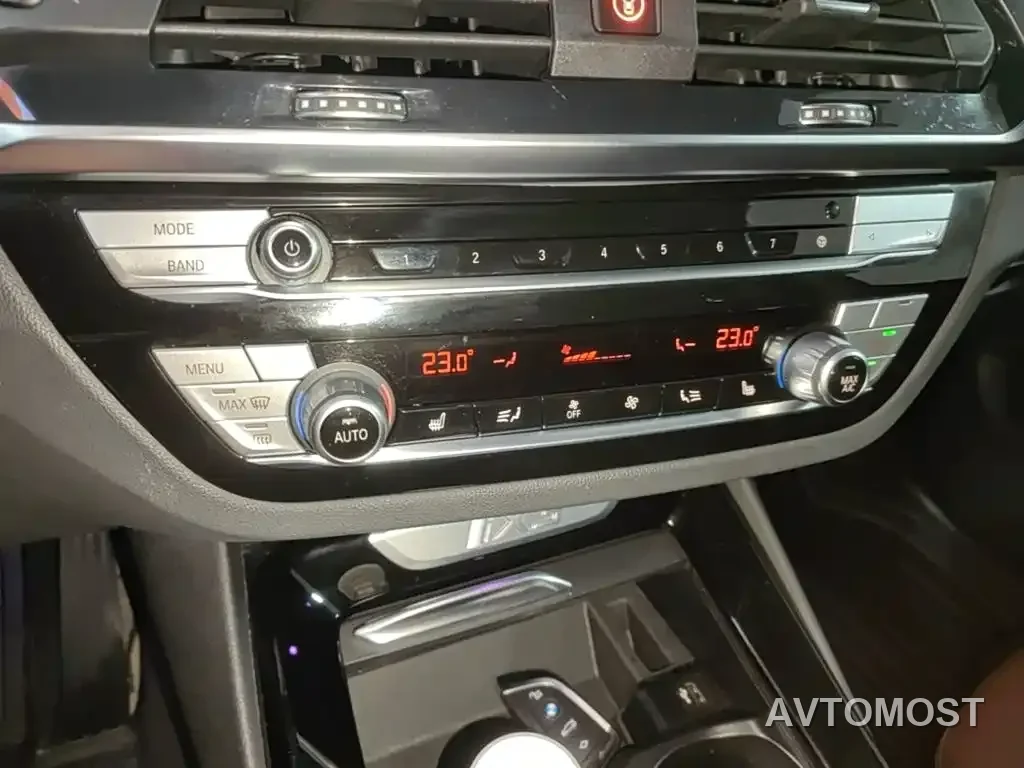 BMW iX3 2021 Leading — фото 11