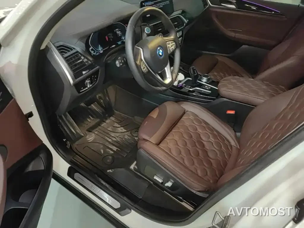 BMW iX3 2021 Leading — фото 12