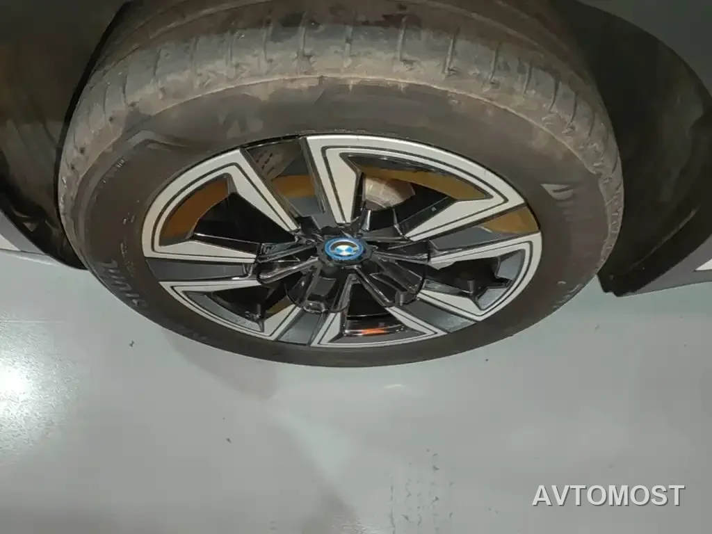 BMW iX3 2021 Leading — фото 23