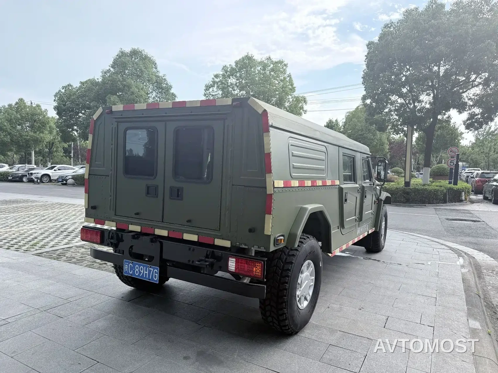 Dongfeng Mengshi M50 2022 4.0T Manual Nixingzhe 500 Low Roof Van — фото 6